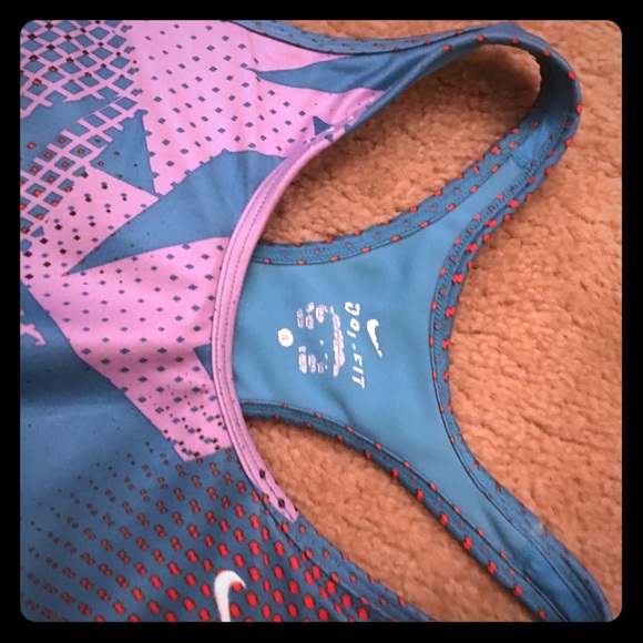 💪😍Nike Purple and blue dri-fit tank top - Picture 2 of 3